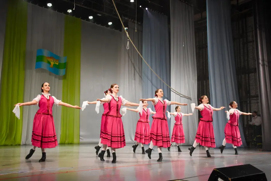 фото - Дворец культуры